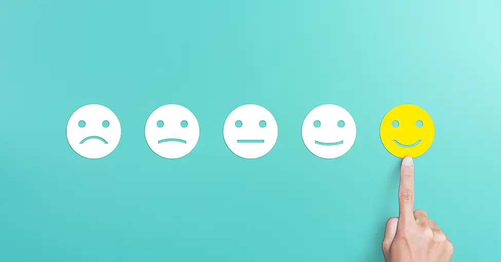 How to Attract Visitors to Your Jaw-Dropping Display 8 Trade show display attract visitors with survey