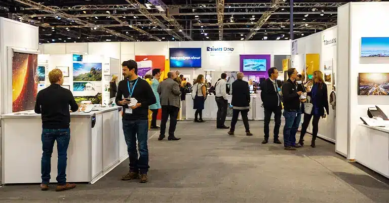 How to Navigate a Trade Show Like A Pro 3 Navigate a Trade Show